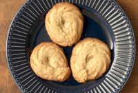 Traditional Danish Vaniljekranse Cookies — Classic Holiday Butter Wreaths