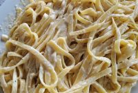 Olive Garden Alfredo Sauce Recipe with Video Guide