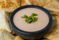 Taco Bell Quesadilla Sauce: Copycat Recipe & Serving Tips