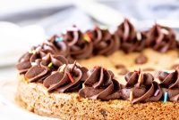 Chocolate Chip Cookie Cake Recipe: Soft, Chewy & Crowd-Pleasing