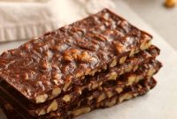 Keto Chocolate Crunch Bars Recipe — Low-Carb Chocolate Snack