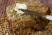 Moist Oatmeal Banana Bread Recipe with Cinnamon and Walnuts