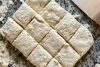Southern-Style Buttermilk Biscuits: Classic Fluffy Recipe