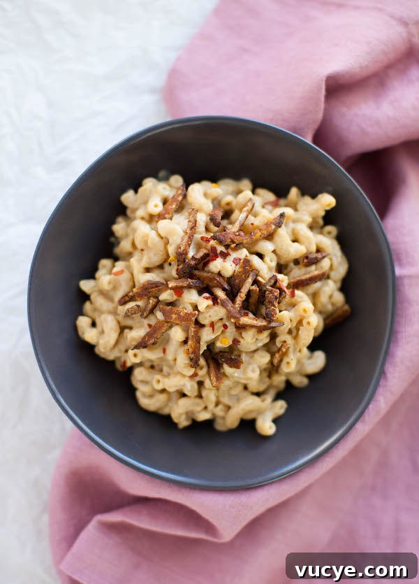 Simple Vegan Thanksgiving Side Dishes to Impress Guests 4 Vegan Mac and Cheese Vegan Soul Food | sweetpotatosoul.com