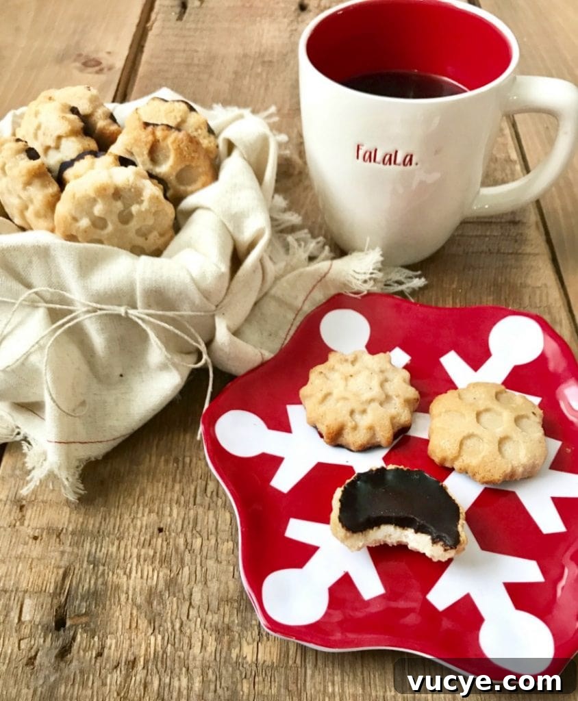 Irresistible Gluten- and Dairy-Free Christmas Cookie Recipes 3 21 Day Fix Easy Chocolate Macaroons | Confessions of a Fit Foodie