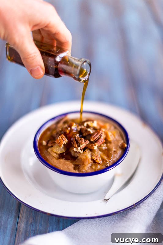 Spiced apple and pear topping for porridge