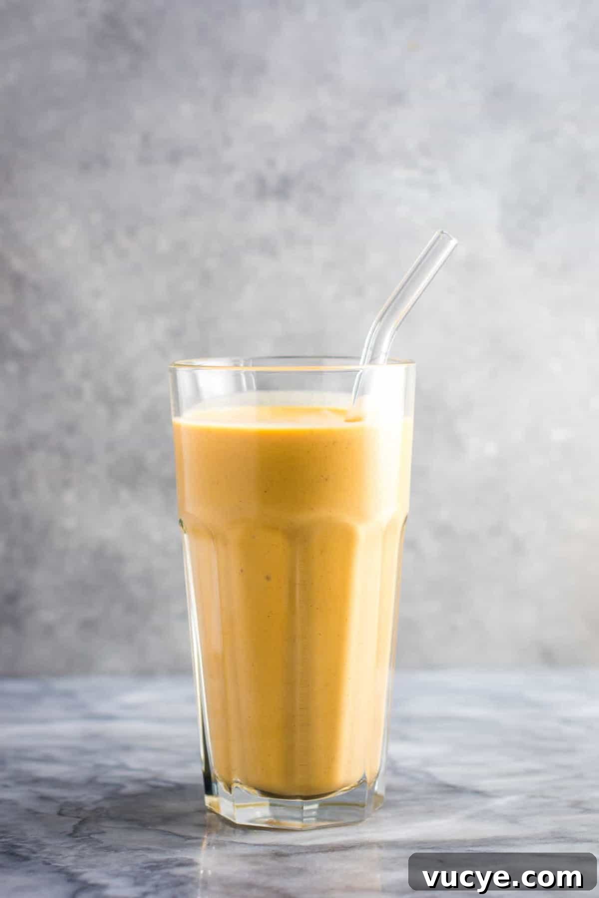25 Top Vegan Recipes for Every Meal 16 best vegan recipes - Sweet potato smoothie recipe (vegan) – this tastes like dessert!