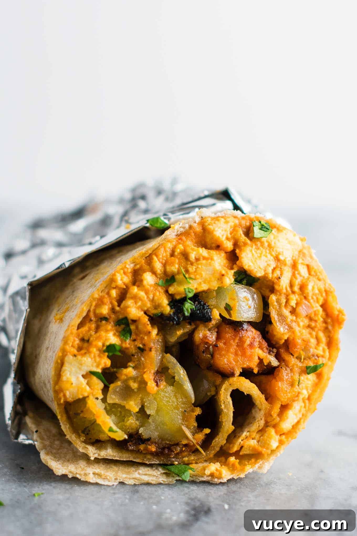 25 Top Vegan Recipes for Every Meal 3 best vegan recipes - The BEST vegan breakfast burrito recipe with simple vegan breakfast hash you’ll ever try! Made with scrambled tofu and crispy vegan breakfast hash.