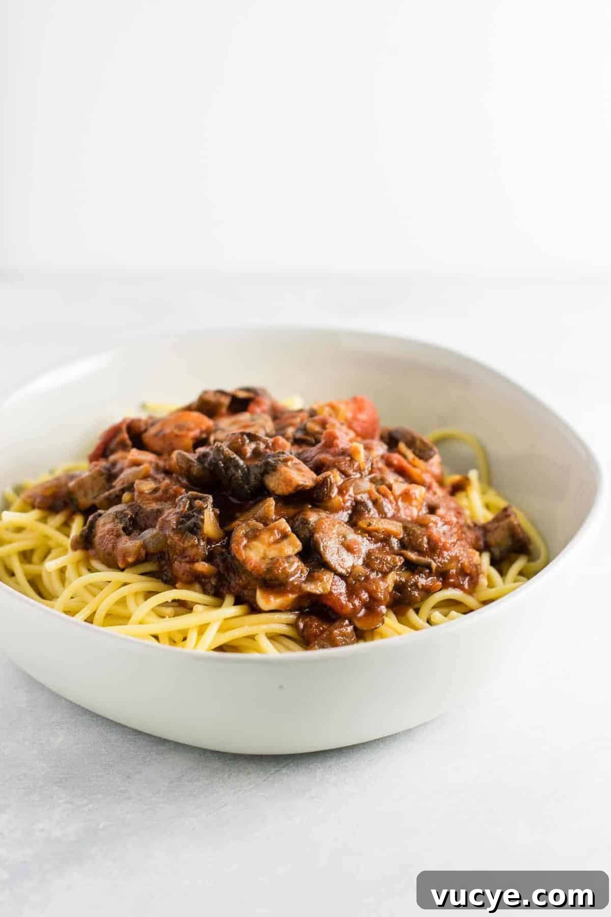 25 Top Vegan Recipes for Every Meal 21 best vegan recipes - Easy meatless spaghetti sauce recipe made with mushrooms, garlic, and onions.