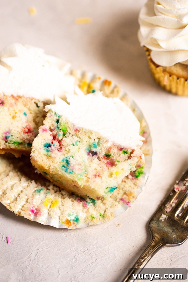 Funfetti Cupcakes with Vanilla Bean Buttercream Frosting 6 Frosted cupcakes