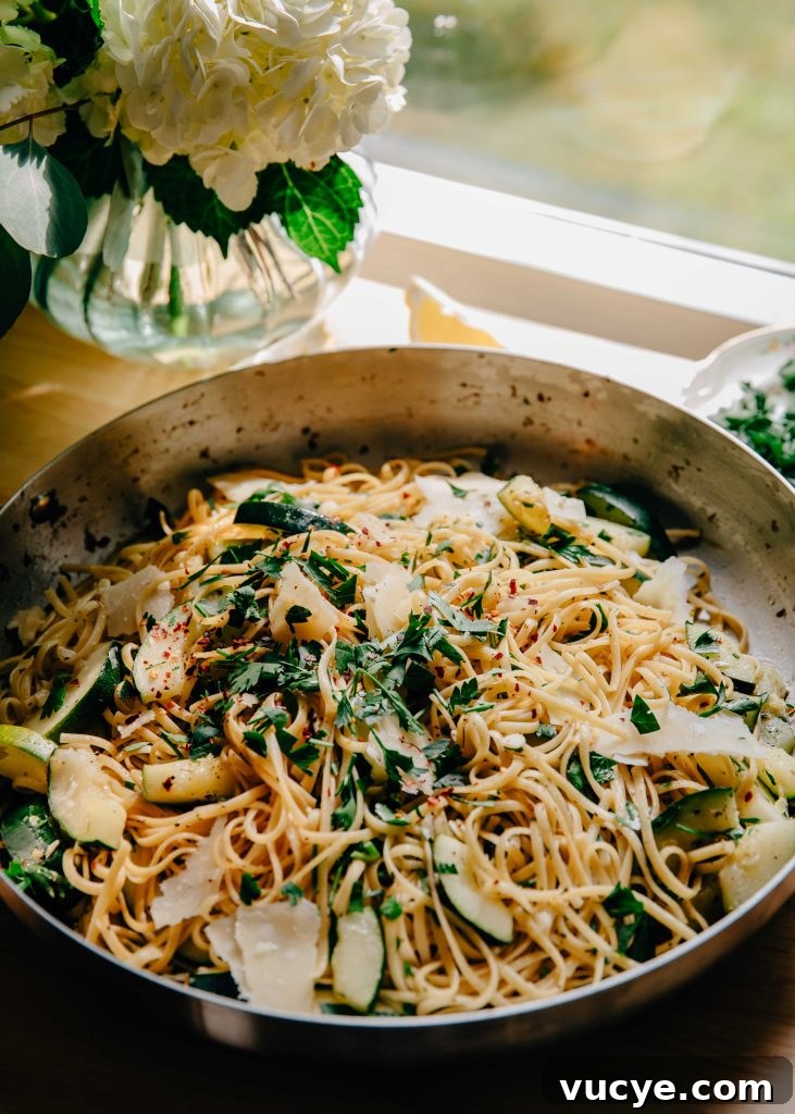Lemon Zucchini Pasta | Well and Full | #vegetarian #summer #recipe