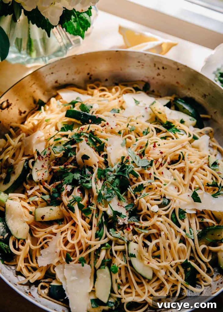 Lemon Zucchini Pasta | Well and Full | #vegetarian #summer #recipe