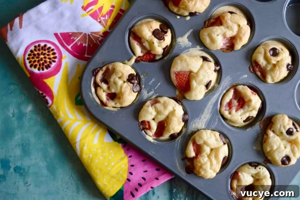 strawberry choc chip mini pancake muffins