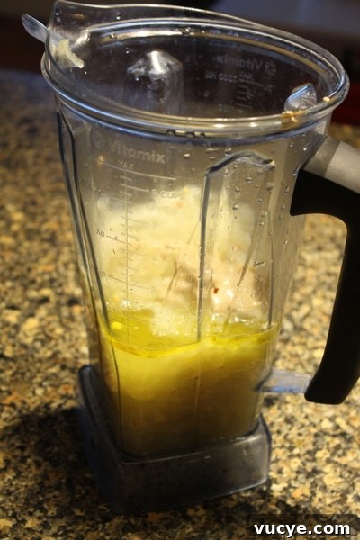 Blending the cream sauce