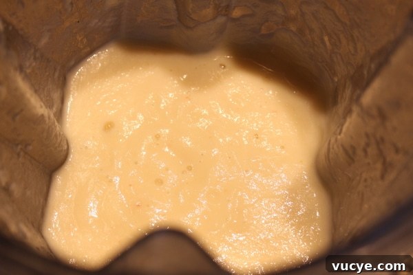 Cream sauce in blender
