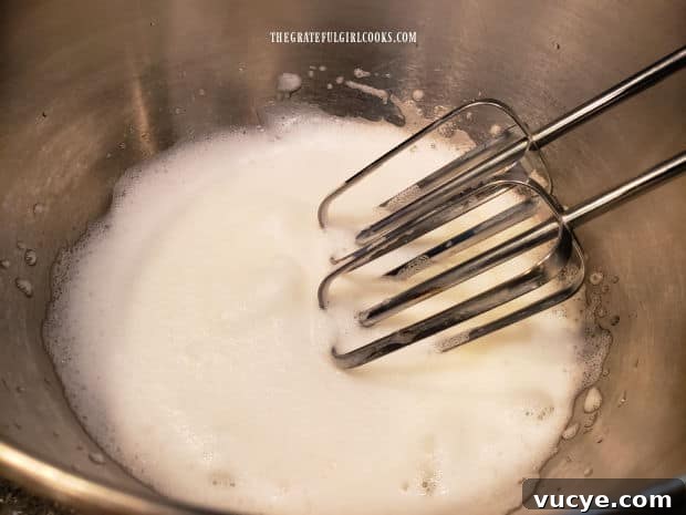 Sugared egg whites The egg whites are beaten until frothy, increased in volume, and soft peaks are formed.