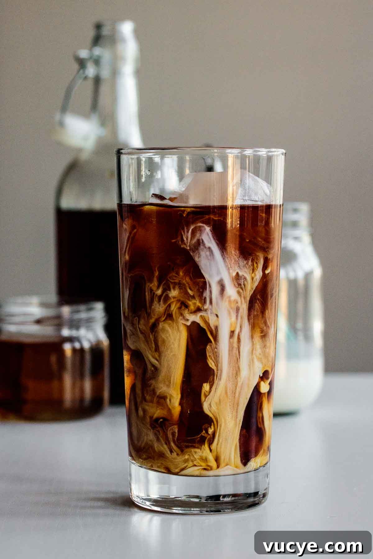 Starbucks Vanilla Sweet Cream Cold Brew Recipe & Tips 2 a vanilla sweet cream cold brew just made, on tall glass over ice