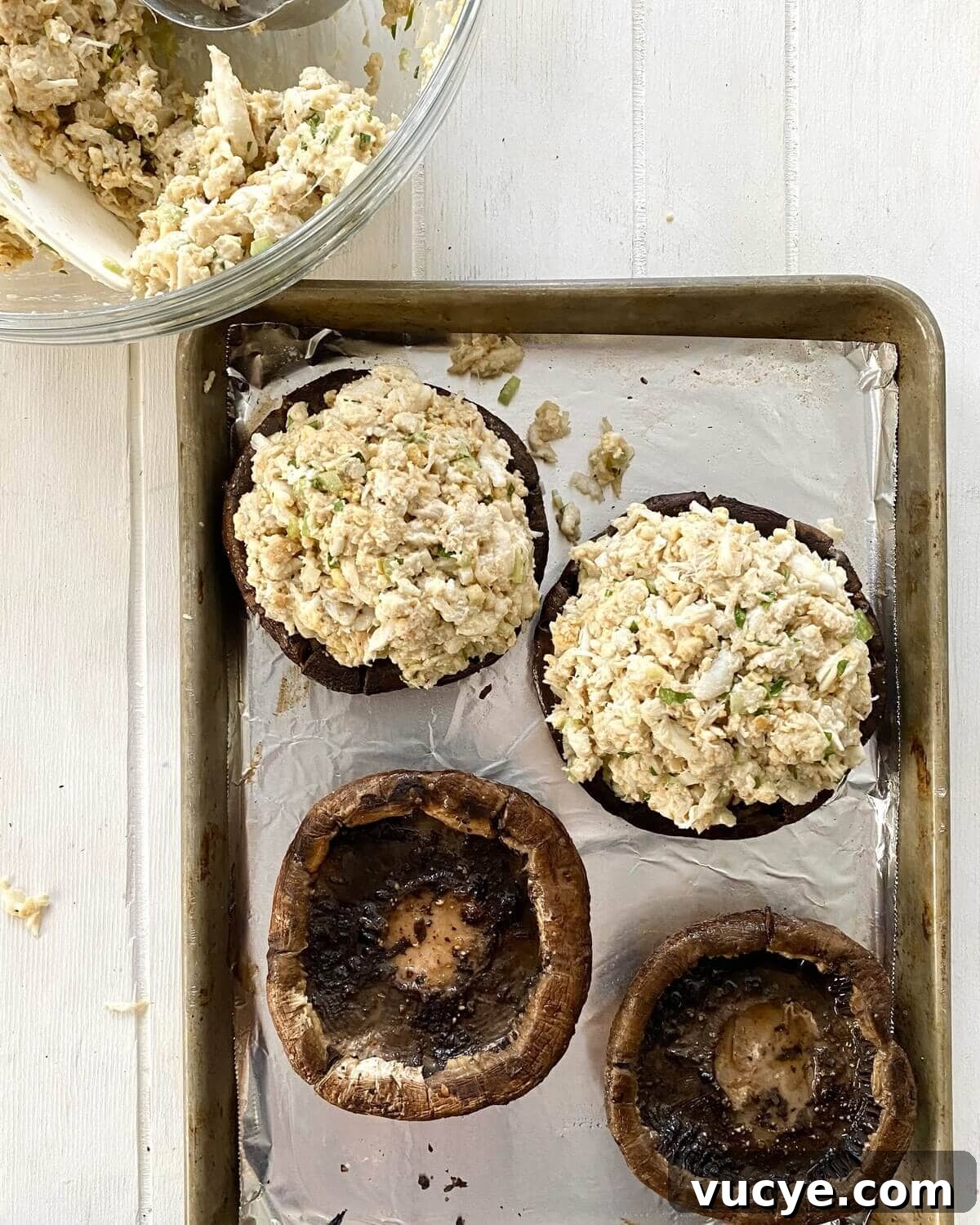 Crab-Stuffed Portobello Mushrooms with Garlic Herb Filling 9 2 crab stuffed portobello mushrooms. and 2 empty mushrooms.