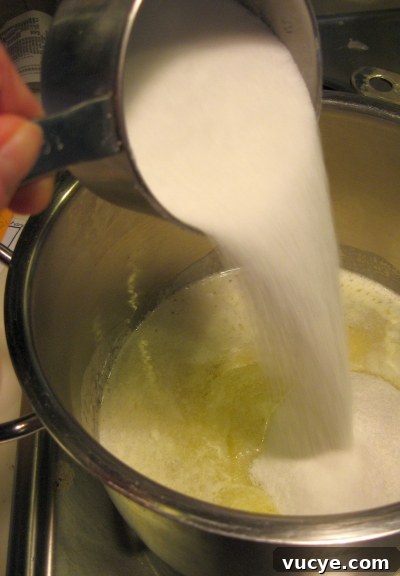 toffee-pouring-in-the-sugar img 5239 2