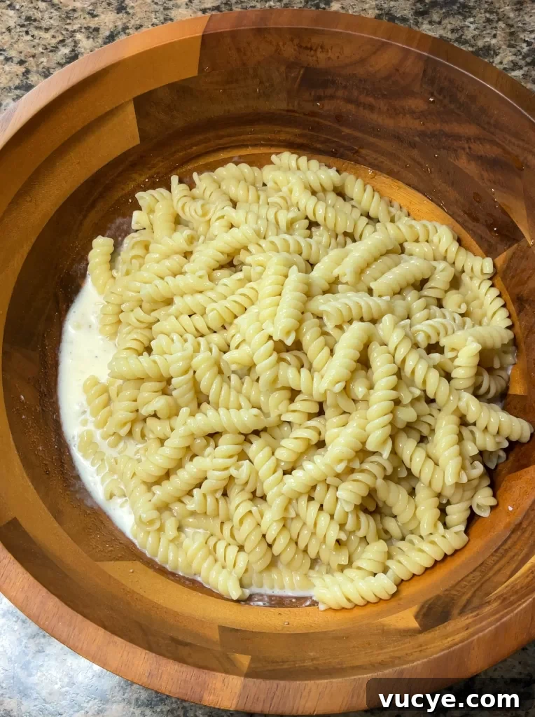 Creamy Italian-Style Pasta Salad with Tangy Dressing 8 Creamy Pasta Salad