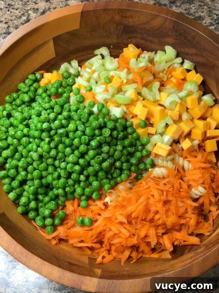 Creamy Italian-Style Pasta Salad with Tangy Dressing 10 Creamy Pasta Salad