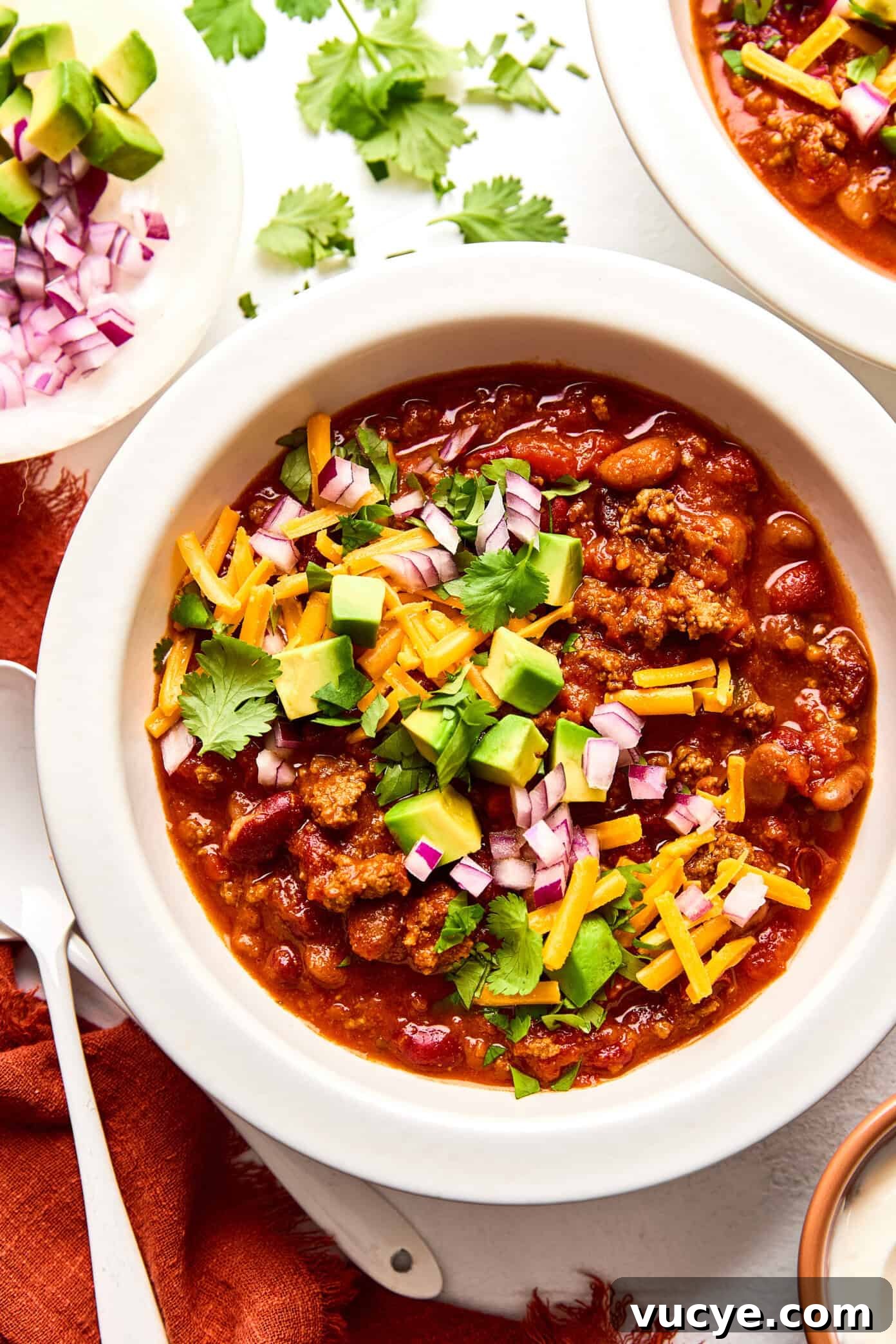 Simple 5-Ingredient Chili Recipe for Cozy Weeknight Dinners 2 img 90310 1