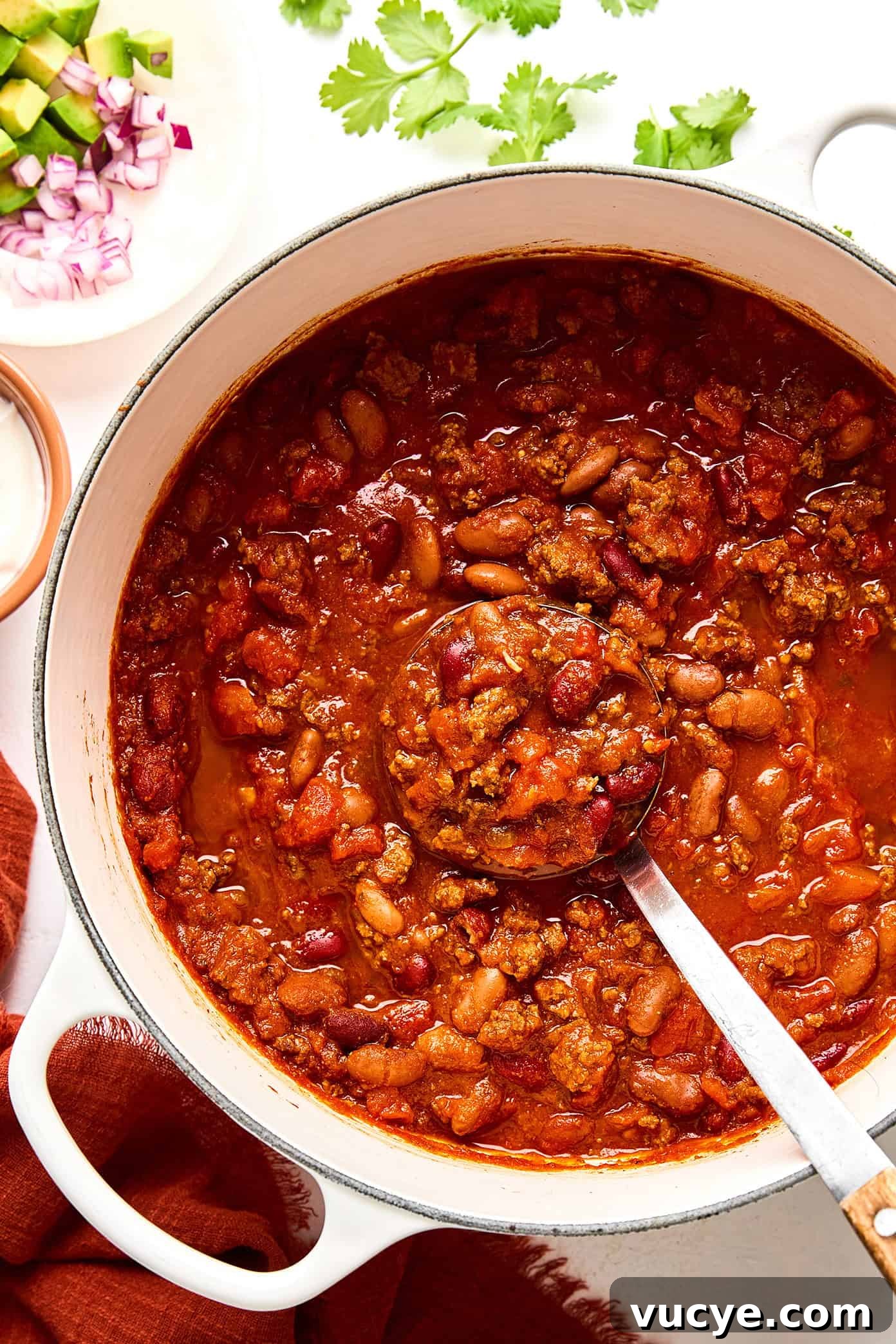 Simple 5-Ingredient Chili Recipe for Cozy Weeknight Dinners 4 img 90310 3